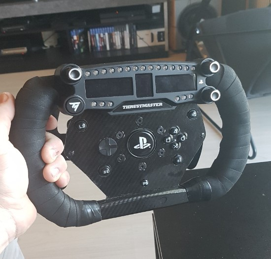 DIY] Covering volant Alcantara - The French Simracer - Simrace-Blog